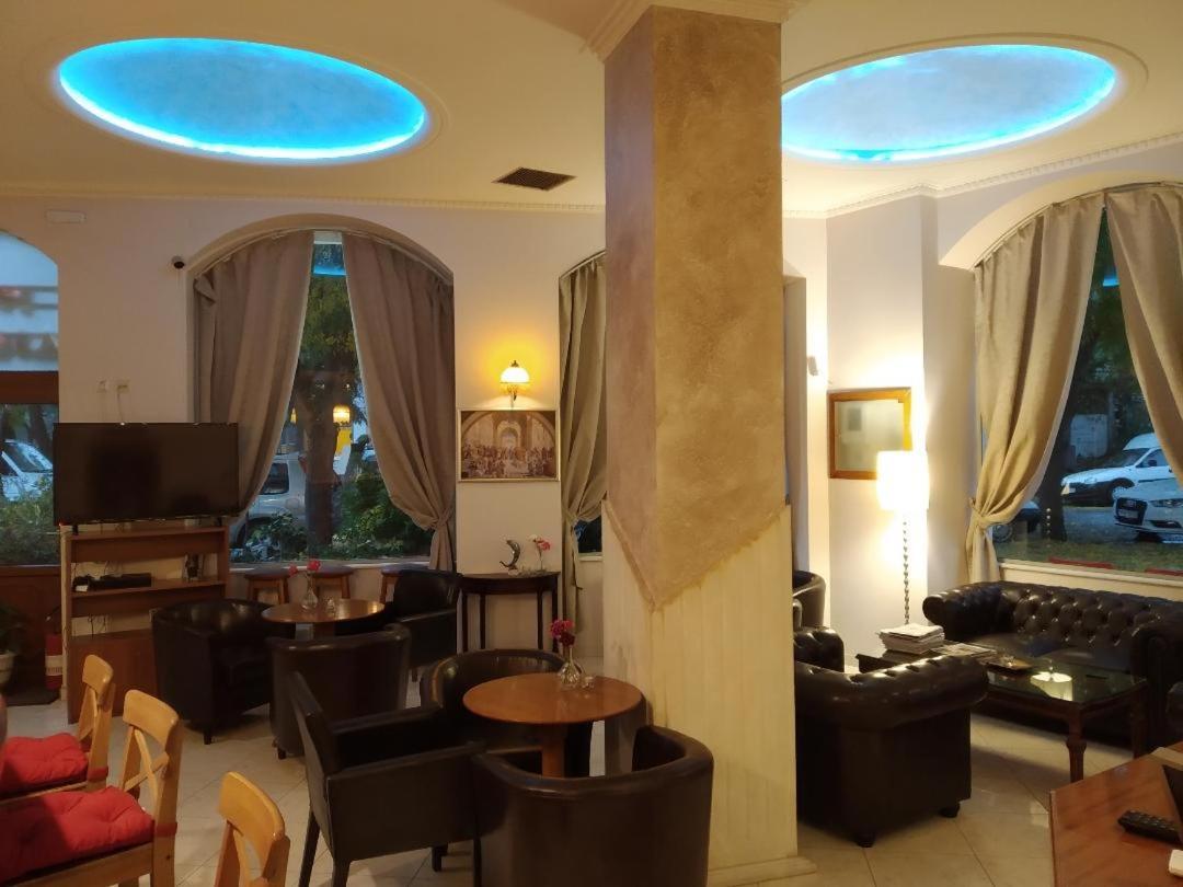 Diethnes Лариса Екстер'єр фото